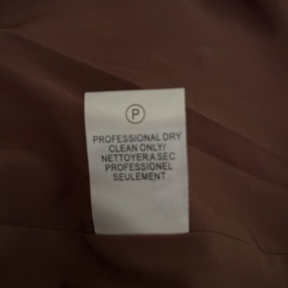 *NWT* G F Collections boutique flirty wrap dress, Size S color: Marron  Purple. - Picture 4 of 5